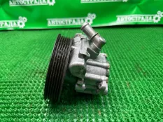 Насос ГУР Land Rover Freelander 1997-2005 QVB101472 25K4F