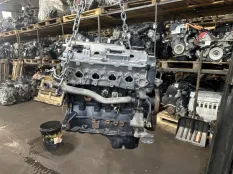 Двигатель Mitsubishi Lancer 9 2005-2011 1000A512, передний