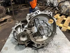 МКПП Volkswagen 0AJ300040T