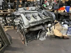 Двигатель Volkswagen Passat 06B100098KX B5 AWT