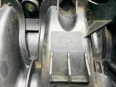 Впускной коллектор Volkswagen 04E129711L