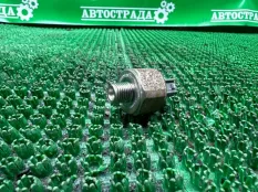 Датчик детонации Toyota 2000-2003 8961530080 3UZ