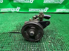 Насос ГУР Nissan Maxima 2000-2006 49110CA000 A33