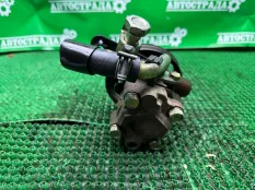 Насос ГУР Nissan Maxima 2000-2006 49110CA000 A33