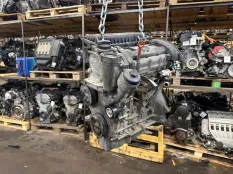 Двигатель Volkswagen 2006-2009 03C100034C BTS