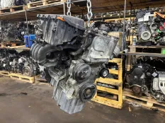 Двигатель Volkswagen 2006-2009 03C100034C BTS
