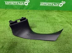 Обшивка крышки багажника Lexus NX 2021-2026 6793778021C0, правая