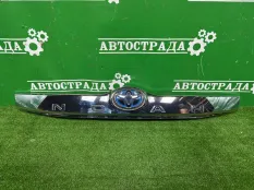 Накладка крышки багажника Toyota NOAH 2014-2017 7680128480