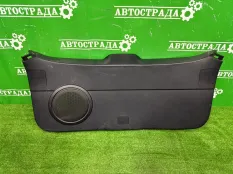 Обшивка крышки багажника Lexus NX 2014-2021 6775078010C0