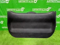 Обшивка крышки багажника Toyota NOAH VOXY ESQUIRE 2014-2021 6775028160