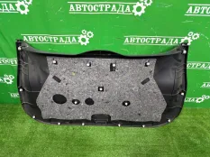 Обшивка крышки багажника Toyota NOAH VOXY ESQUIRE 2014-2021 6775028160