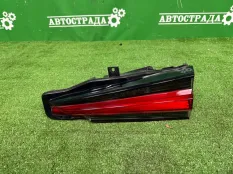 Фонарь в крышку багажника Lexus NX 2017-2021 8158078040, правый