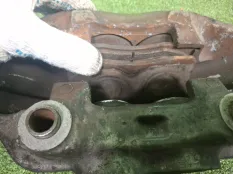 Суппорта Toyota CELSIOR 4775050121, передняя