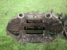 Суппорта Toyota CELSIOR 4775050121, передняя