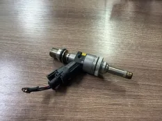 Форсунка топливная Porsche 94811012870