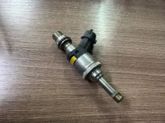 Форсунка топливная Porsche 94811012870