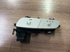 Кнопка обогрева сидений Mercedes A2139051604