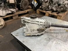 Редуктор Porsche Panamera 2009-2016 97034901151 970 M48.70, передний