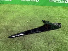 Накладка двери багажника Lexus RX 2022-2026 7680748060, правая