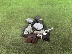 Замок двери багажника Toyota SEQUOIA 2007-2022 691100C040