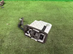 Замок двери багажника Toyota SEQUOIA 2007-2022 691100C040