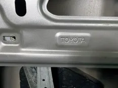 Дверь Toyota Highlander 2013-2019 670010E110 U50, передняя правая
