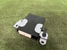 Блок управления крышкой багажника Toyota SEQUOIA 2007-2022 892220C030