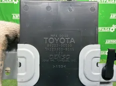 Блок управления крышкой багажника Toyota SEQUOIA 2007-2022 892220C030