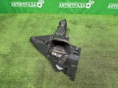 Воздуховод охлаждения тормозов Lexus IS 2016-2019 5320853050, правый