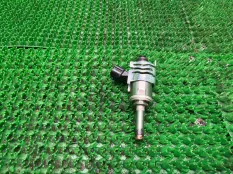 Форсунка топливная Toyota 2325025010