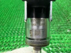 Форсунка топливная Toyota 2325025010