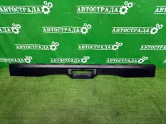 Накладка двери багажника Toyota Tundra 2021-2026 760850C010