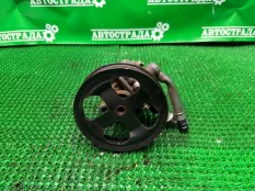 Гур насос Toyota Land Cruiser 100 1998-2002 4432060310 2UZ