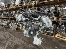 Двигатель Lexus LX570 2007-2021 1900038640 3UR FE