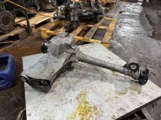 Редуктор Volkswagen Touareg 0AA409507D 3.2, передний