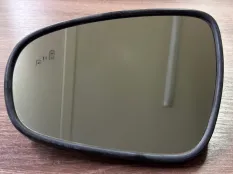 Зеркальный элемент Lexus GS ES IS LS 2012-2017 8796130E50, левый