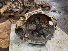 МКПП Volkswagen Caddy 0AH300041A