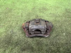 Суппорт Toyota Land Cruiser 2007-2015 4783060080 200, задний правый