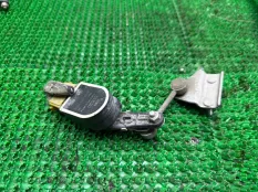 Датчик высоты кузова Mercedes A0045429918, задний