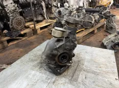 Редуктор Mercedes E A2123501314 W212, задний