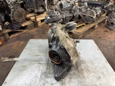 Редуктор Mercedes C A2053501600 W205, задний