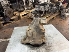 Редуктор Mercedes E A2123501314 W212, задний