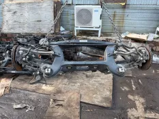 Подрамник Mercedes C A2053503205 W205, задний