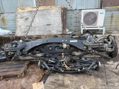 Подрамник Mercedes C A2053503205 W205, задний