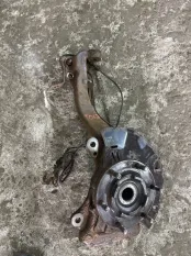 Кулак поворотный правый Ford Ranger III (2011-2019) 2013 5367053 ПИКАП 2.2 D GBVAJQJ