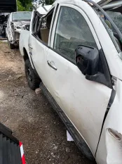 Дверь передняя правая Mitsubishi L200 (2006-2015) 2011 ПИКАП 2.5 D 4D56