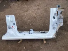 Порог правый ISUZU D-Max II (2012-2021) 2014 8981032507 ПИКАП 2.5 D 4JK1