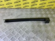Направляющая стекла Nissan Navara (D40) 2004-2015 2011 80216EA000 ПИКАП 2.5 D YD25DDTI