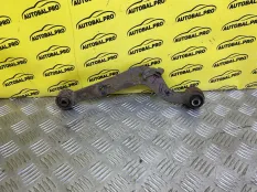 Рычаг задний правый Toyota Rav 4 (CA40) (2012-2019) 2013 4877042040 2.2 D 2ADFTV