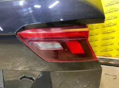 Фонарь крышки багажника правый Volkswagen TIGUAN II (2016-2025) 2023 5NN945094 ВНЕДОРОЖНИК 1.5 I DXDB